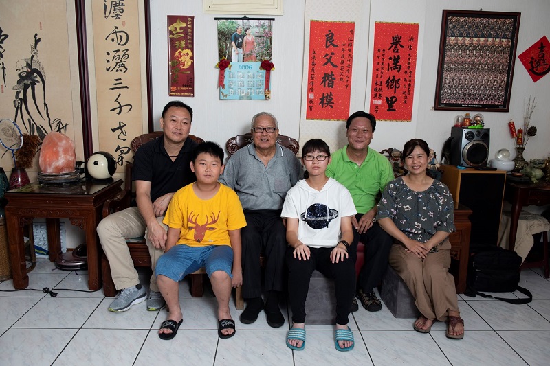 「你又有辦法影響什麼?」這是讓推動環保理念的江宇川氣餒的一句話 ,在大家族中力行環保也曾被誤解,但熱愛自然山林,他們依舊堅持減塑生活。