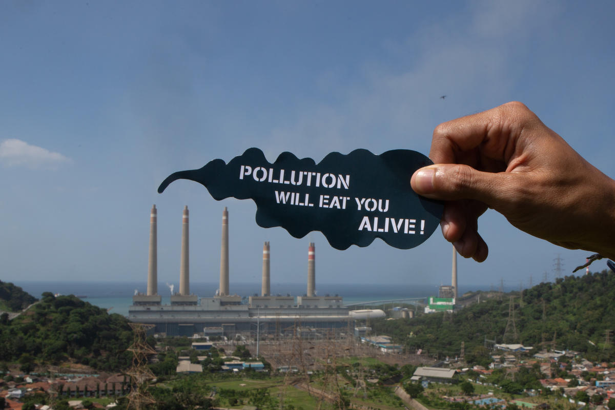Clean Air Now Photo Op in Banten. © Rendra Hernawan / Greenpeace