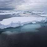 Ice Floes in the Arctic. © Christian Åslund / Greenpeace