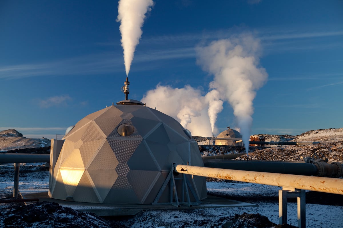 Hellisheidi Geothermal Plant in Iceland. © Steve Morgan / Greenpeace