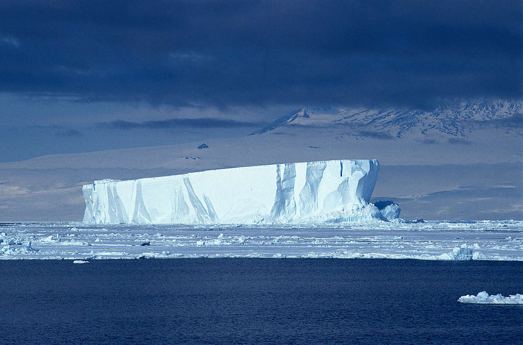 南極羅斯海上的冰山，2016年通過成立達155.5萬平方公里的保護區，並於2017年底正式生效。