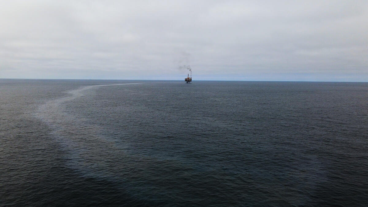 2020年8月，綠色和平調查團隊在北海上，紀錄英國石油公司（BP）營運的油氣田正污染海洋的證據。