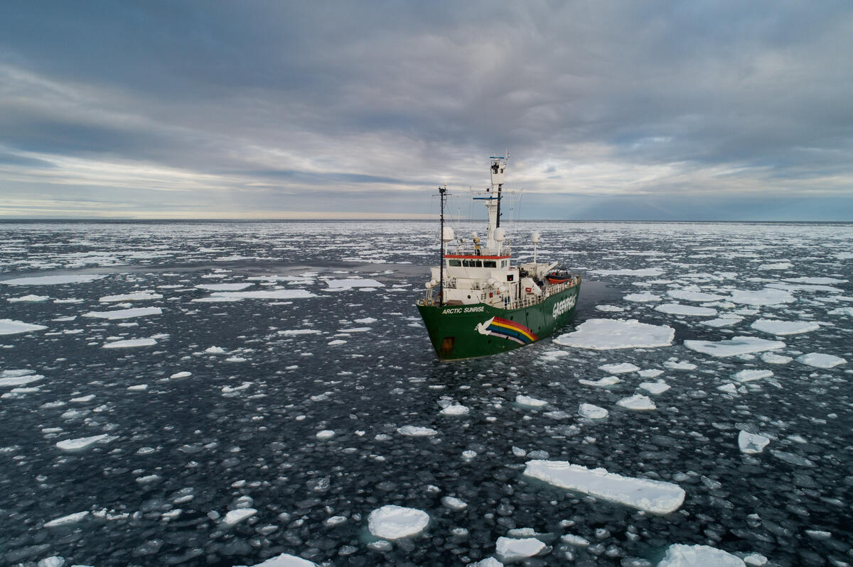 2020年9月15日，綠色和平船艦極地曙光號在北極，記錄與見證2020年海冰最低點。