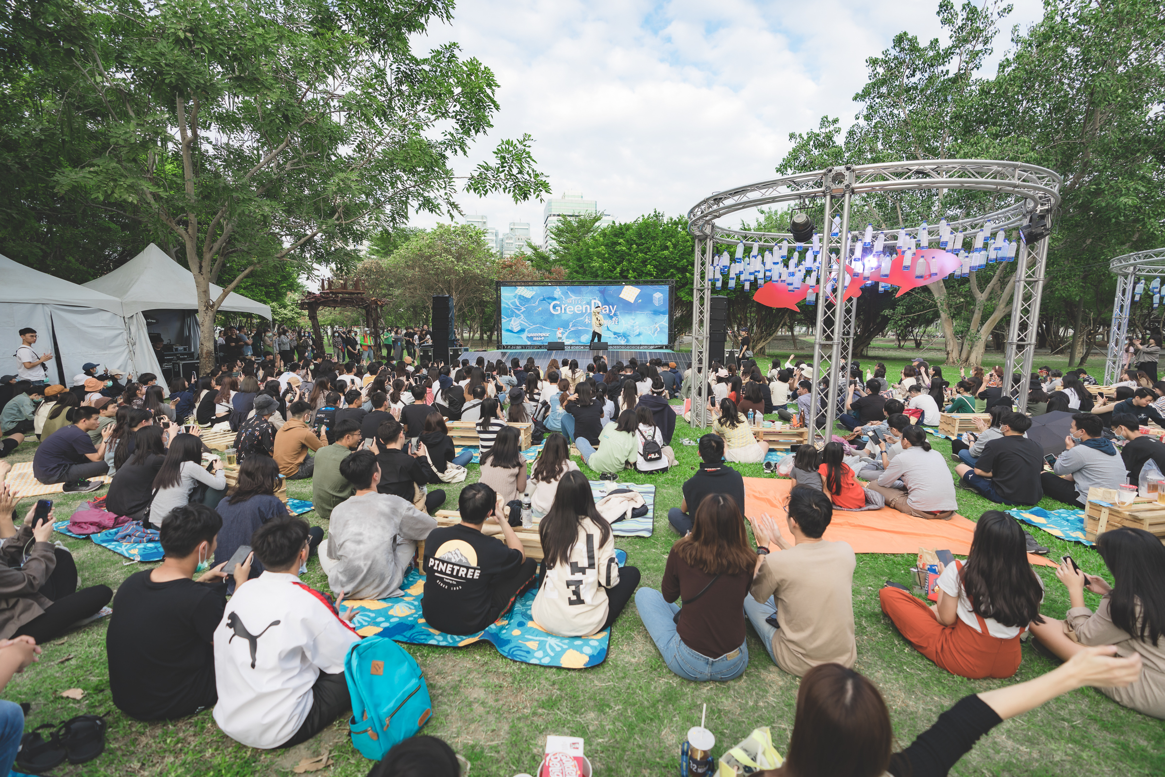 綠色和平公眾動員專案在2020年的目標，是通過大型活動與多元社群接觸，打破同溫層吸引更多人了解環境議題，並參與守護氣候的運動。綠色和平公眾動員專案在2020年的目標，是通過大型活動與多元社群接觸，打破同溫層吸引更多人了解環境議題，並參與守護氣候的運動。綠色和平公眾動員專案在2020年的目標，是通過大型活動與多元社群接觸，打破同溫層吸引更多人了解環境議題，並參與守護氣候的運動。© Greenpeace