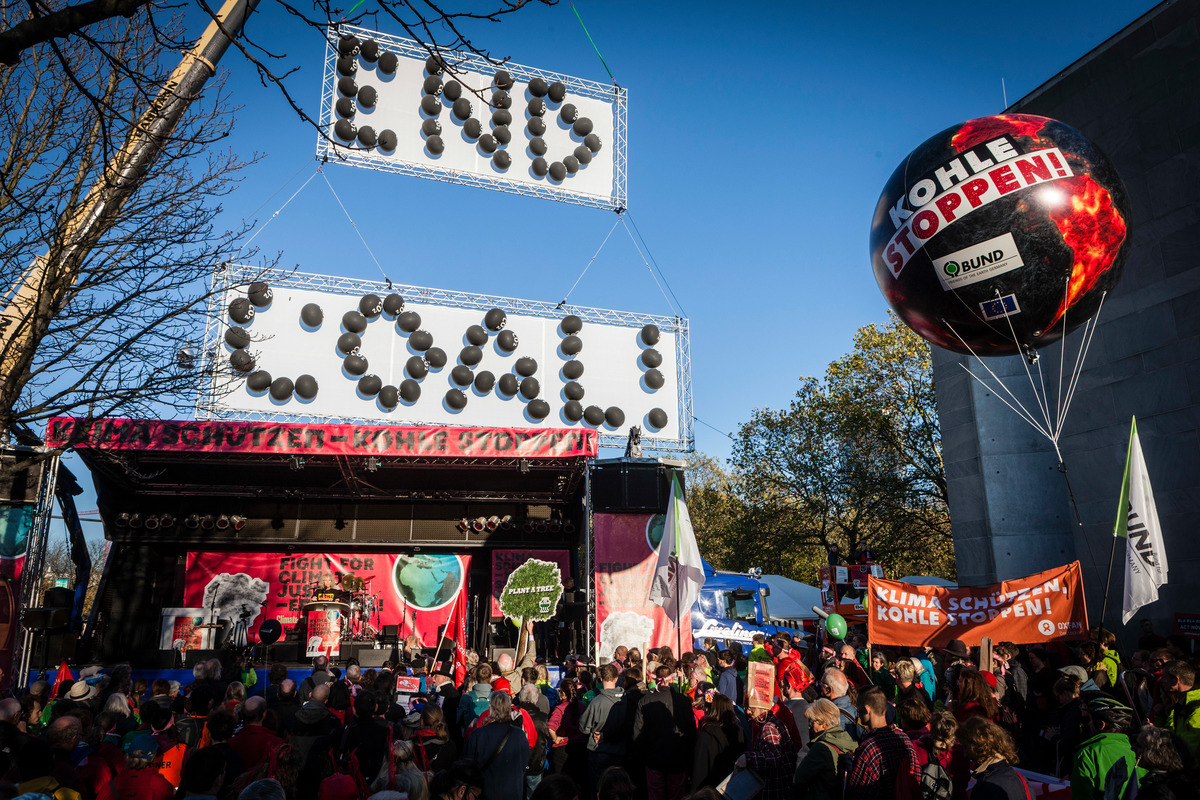 Climate March at the UN Climate Conference COP23 in Bonn. © Bernd Lauter / Greenpeace