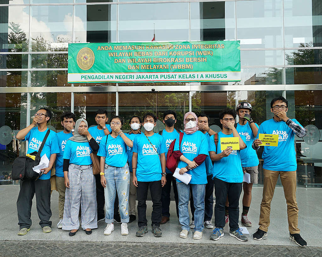 2019年，印尼雅加達市民組織「清淨空氣聯盟」，向政府及官員提起行政訴訟。