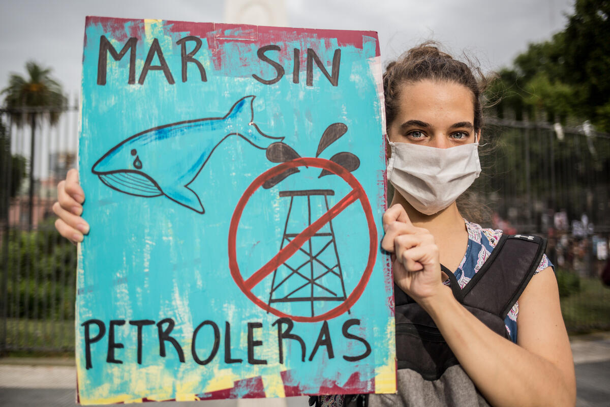 2022年1月，綠色和平阿根廷辦公室與當地組織、沿海社區民眾，於阿根廷首都布宜諾斯艾利斯（Buenos Aires）、馬德普拉塔（Mar del Plata），以及其他大西洋沿岸的城市進行倡議，要求聯邦法院否決石油企業Equinor的震度爆破測試申請。
