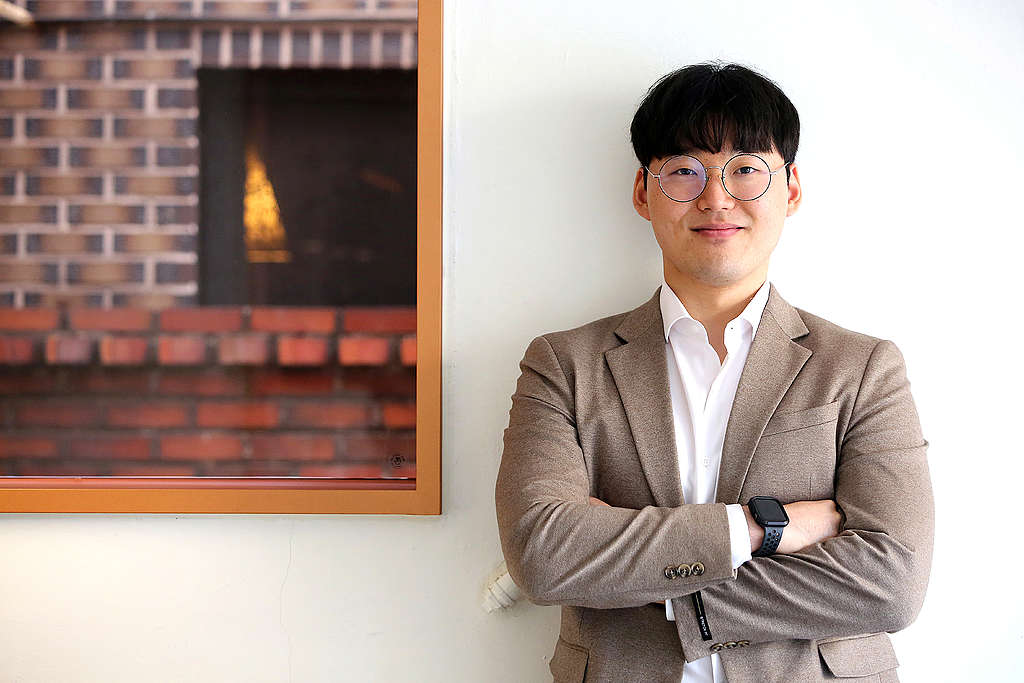 任職於電動車充電設備公司的趙先生（Cheol-Yeon Cho）期待透過自己的分享，邀請更多人一起應對氣候危機。