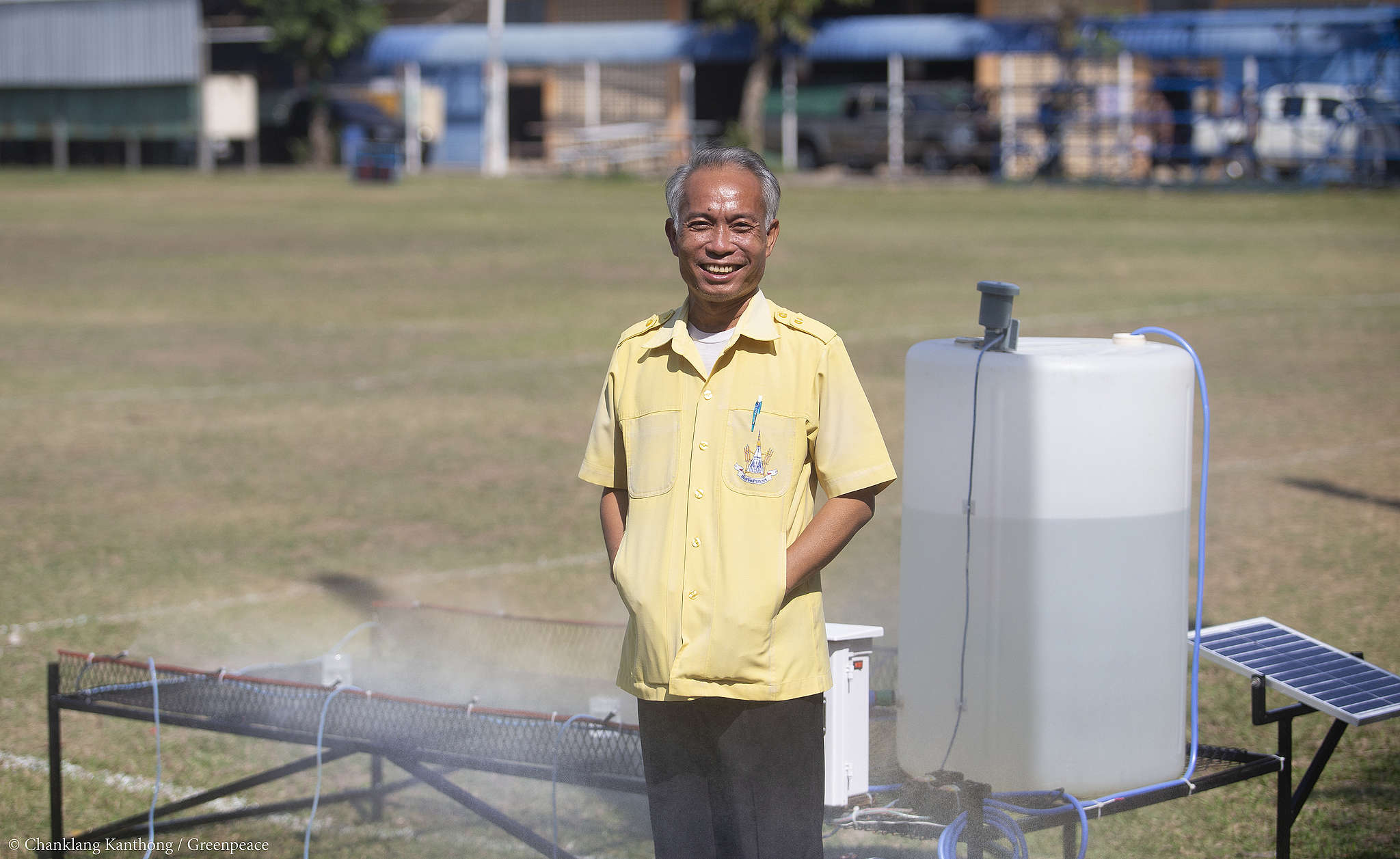 泰國沙功那空職業技術學校的電力部老師Anucha,他發現越來越多學生選擇研究再生能源相關議題。