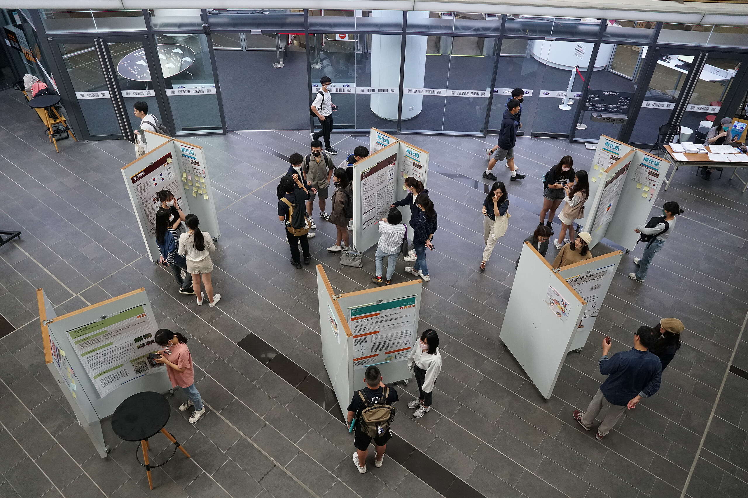 清華綠點點在2022年4月中旬舉辦專案倡議展覽,順著校慶週的人潮,收集了不少的回饋。