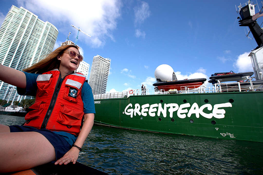 Actress Bonnie Wright Passes the Arctic Sunrise in Miami. © Sean Gardner / Greenpeace