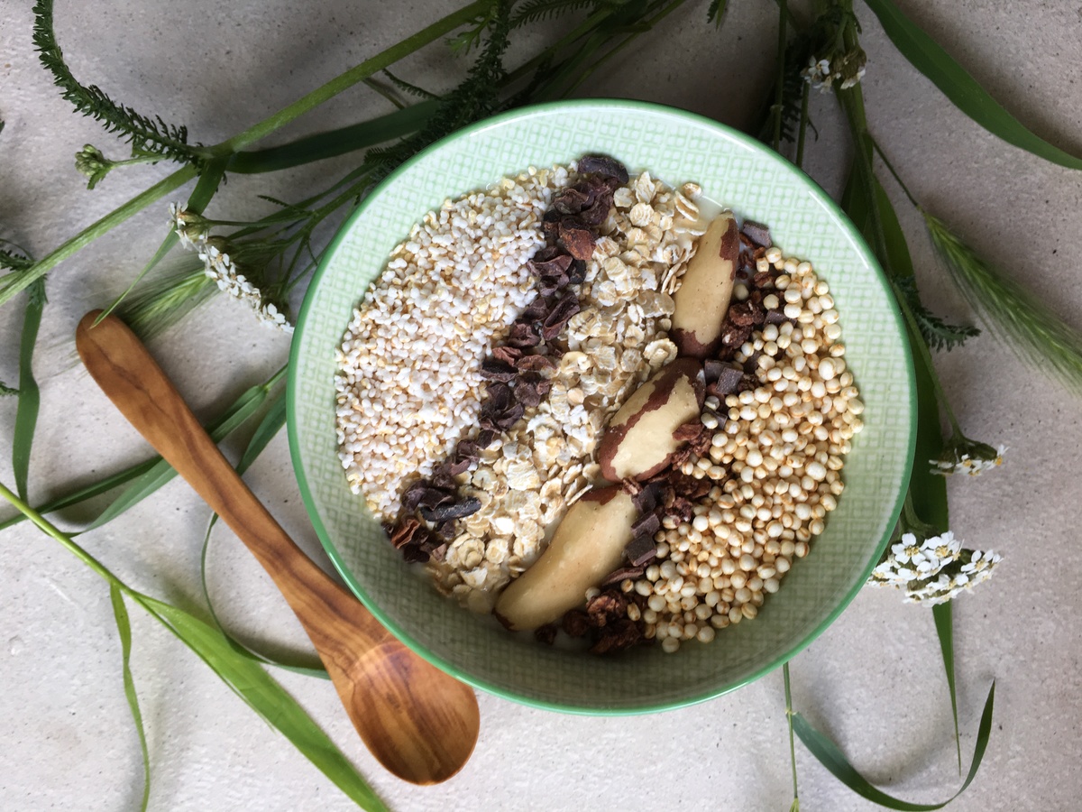 Oat and Nut Breakfast. © Lisa-Maria Otte / Greenpeace