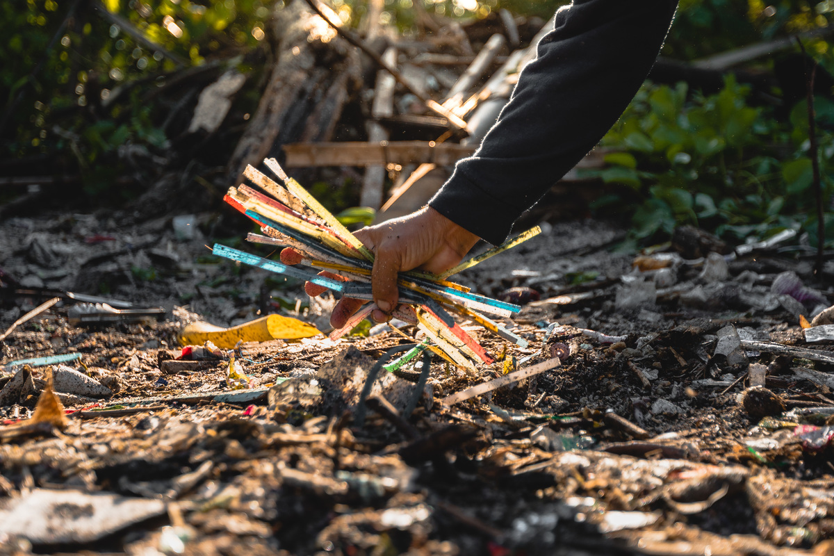 Brand Audit and Waste Audit at Freedom Island. © Jilson Tiu / Greenpeace