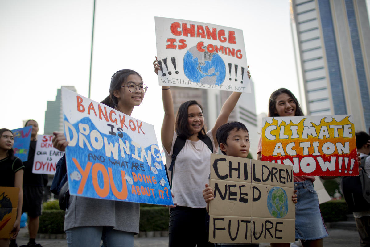 Global Climate Strike in Bangkok. © Chanklang  Kanthong / Greenpeace