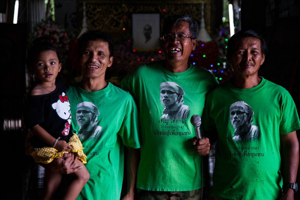 Activists in Southern Thailand. © Biel Calderon / Greenpeace