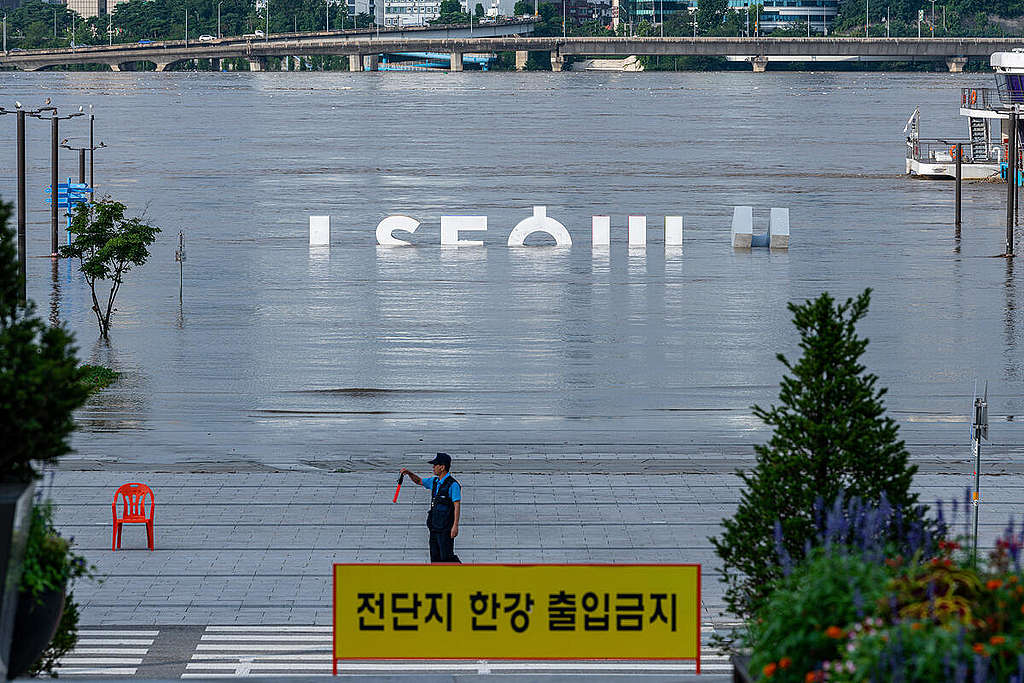 Floods in South Korea. © Sungwoo Lee / Greenpeace