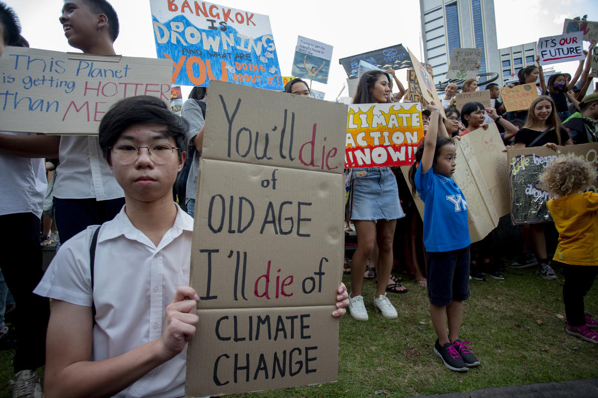 Global Climate Strike in Bangkok. © Chanklang  Kanthong / Greenpeace