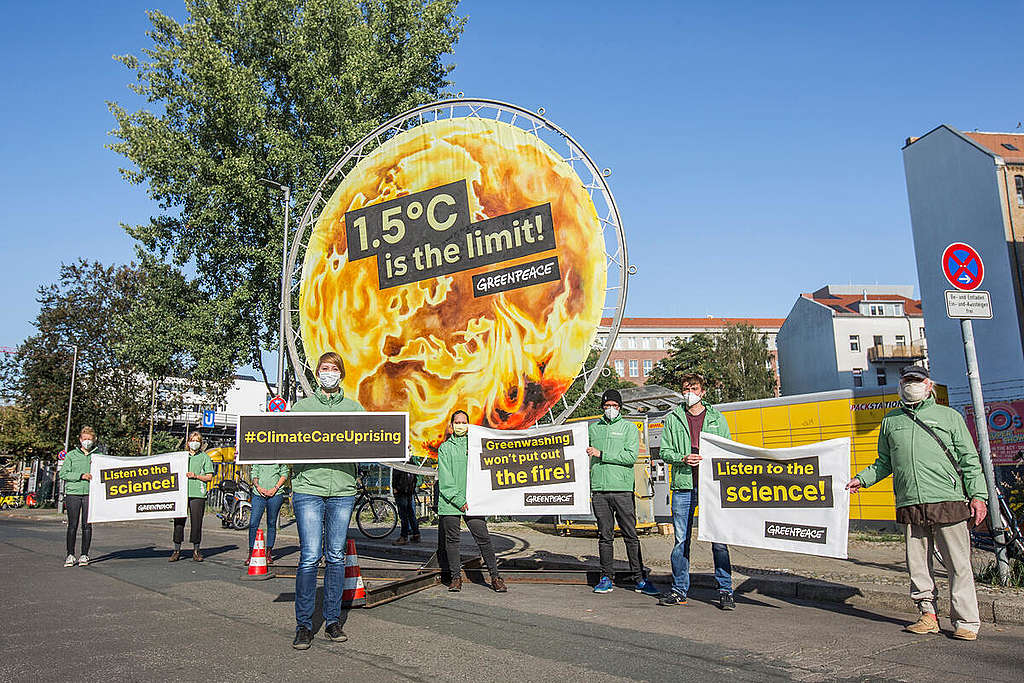 Protest at Meeting of EU Environment Ministers in Berlin. © Sina Niemeyer / Greenpeace