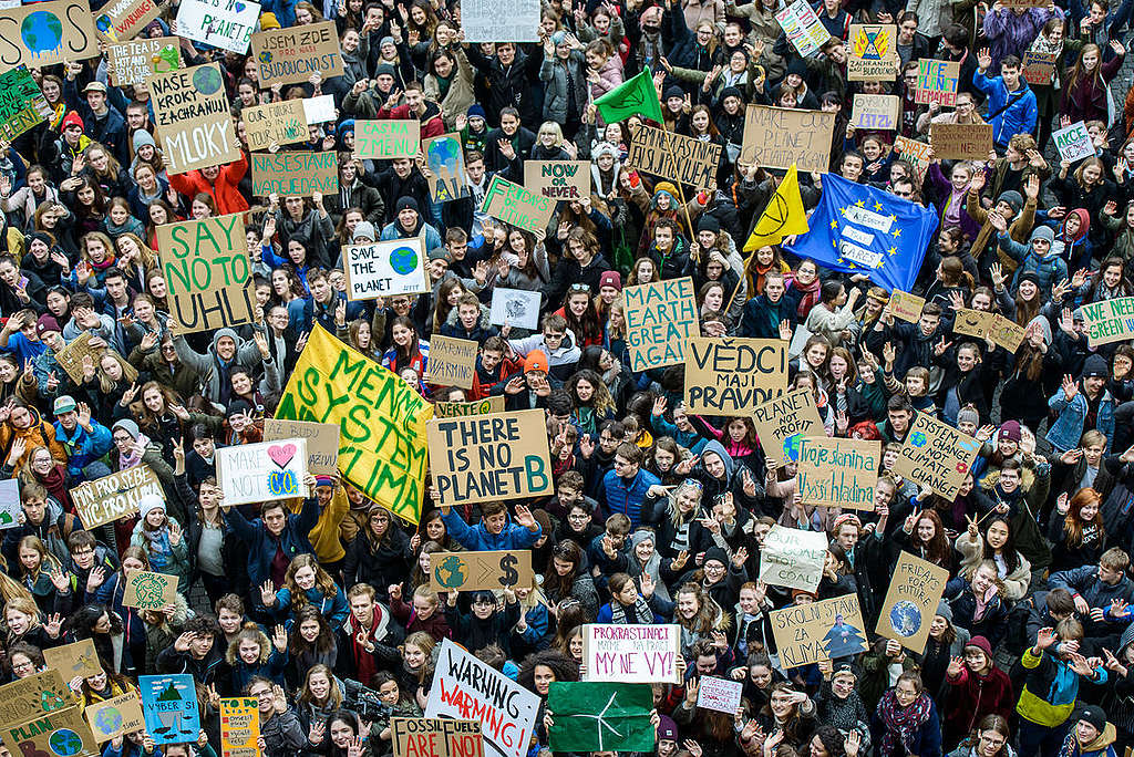 Fridays for Future - Global Student Strike in Prague. © Petr Zewlakk Vrabec / Greenpeace