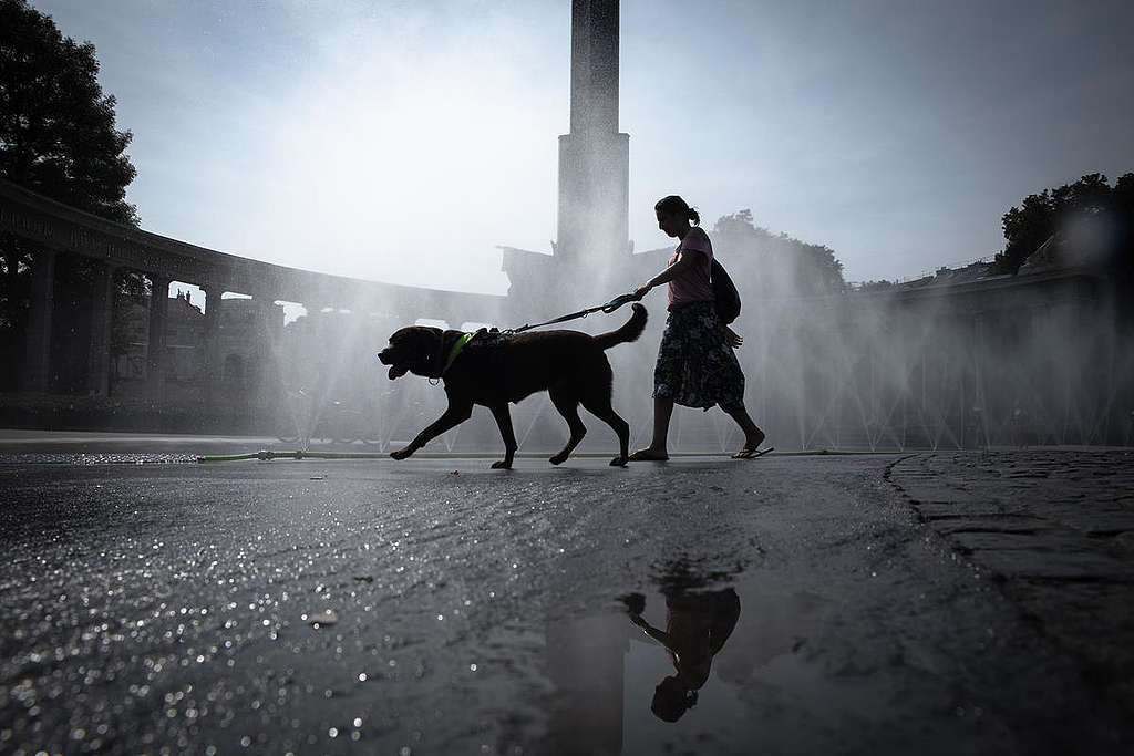 Climate Change Impact Austria - City heatwave.