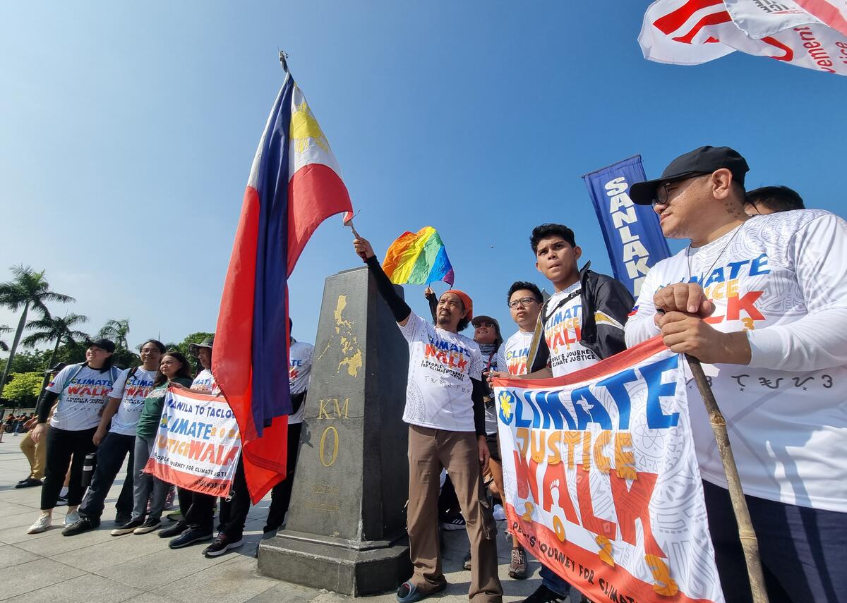 Climate Justice Walk in the Philippines. © Roy Lagarde / Greenpeace