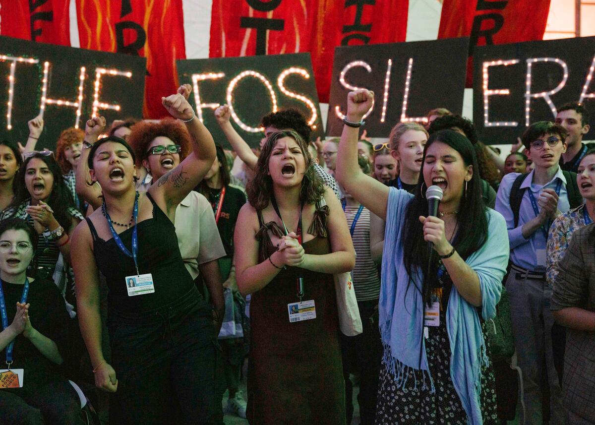 Equitable Fossil Fuel Phase Out Action at COP28 in Dubai. © Marie Jacquemin / Greenpeace