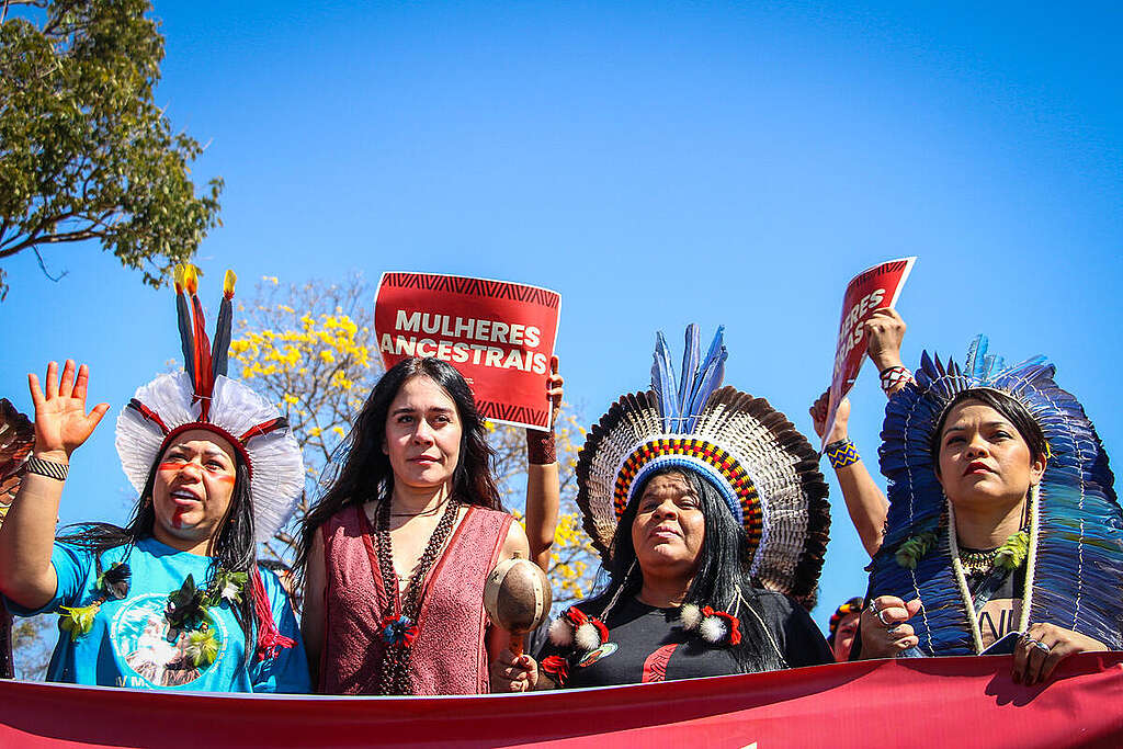 4th Indigenous Women’s March and Meeting with the Ministry of Women and Development in Brasilia. © Scarlett Ramos / TAG / Greenpeace 4th Indigenous Women’s March and Meeting with the Ministry of Women and Development in Brasilia. © Scarlett Ramos / TAG / Greenpeace