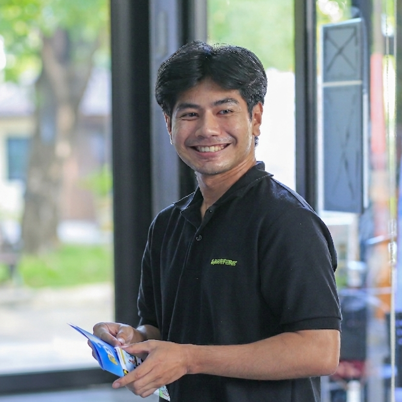 อรรถพล พวงสกุล นักรณรงค์ด้านการเปลี่ยนแปลงสภาพภูมิอากาศและพลังงาน