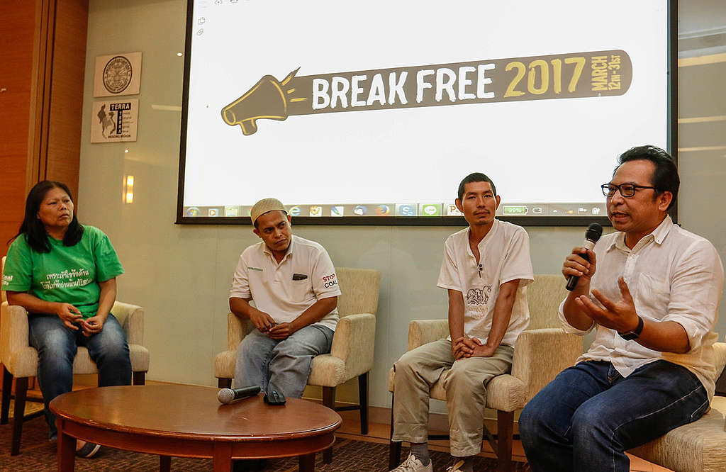 Break Free Forum in Bangkok. © Tadchakorn  Kitchaiphon / Greenpeace