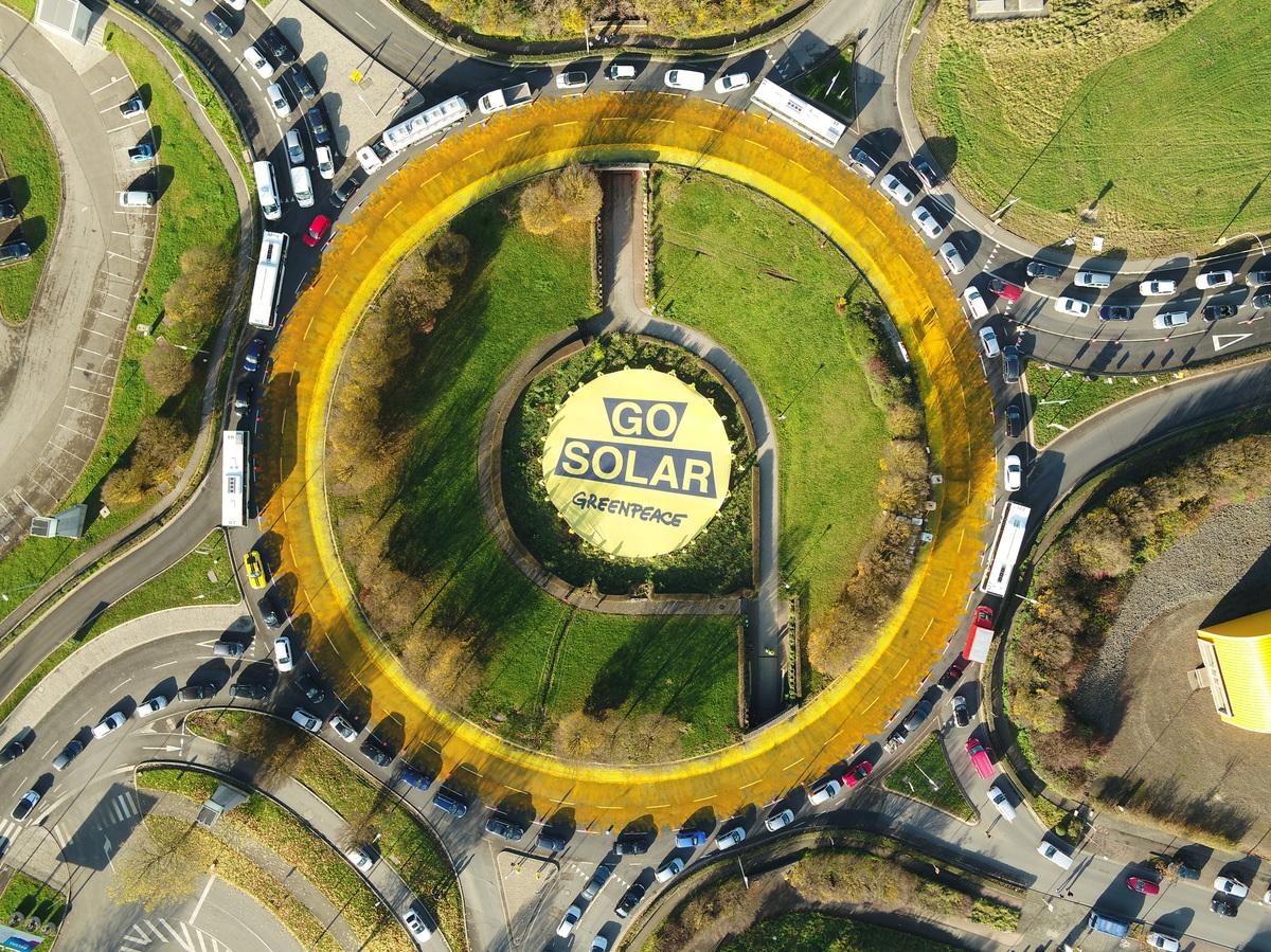 Güneşi havaya uçuramazsınız: Yenilenebilir enerji kaynaklarının güvenlik açısından zorunlu olmasının 4 nedeni