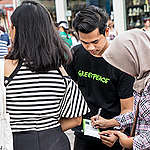 Tourists sign up and pledge to break free from plastic at Batu Caves, Malaysia
Greenpeace volunteers and suppoters hold a waste clean-up at Batu Cave, Malaysia during Earth Day event to show their care to the nature and religious place. 
Greenpeace is calling for the people in Malaysia to start reducing the use of single-use plastic.
Batu Caves is a an iconic and popular tourist attraction in Selangor. A site of a Hindu temple and shrine, It also attracts thousands of worshippers and tourists, especially during the annual Hindu festival, Thaipusam