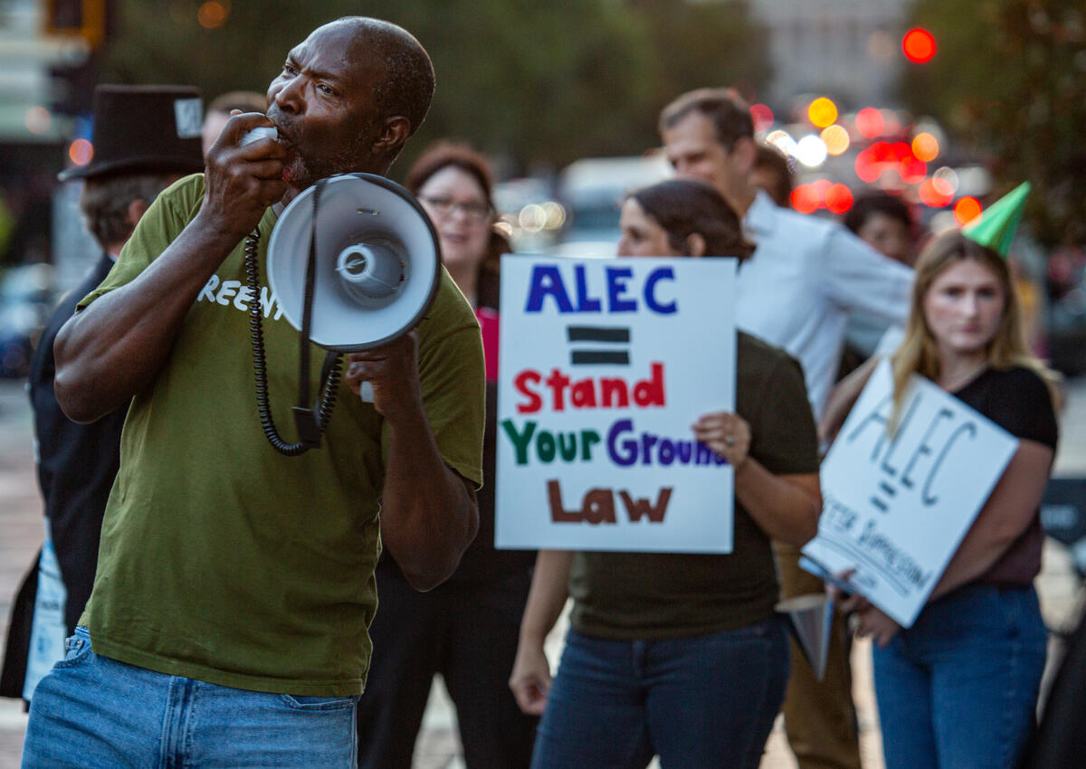 Protests at the American Legislative Exchange Council Gala in Washington. © Tim Aubry / Greenpeace