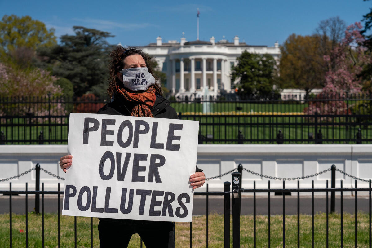 White House Oil Executives Meeting Protest in Washington D.C. © Anonymous / Greenpeace White House Oil Executives Meeting Protest in Washington D.C. © Anonymous / Greenpeace