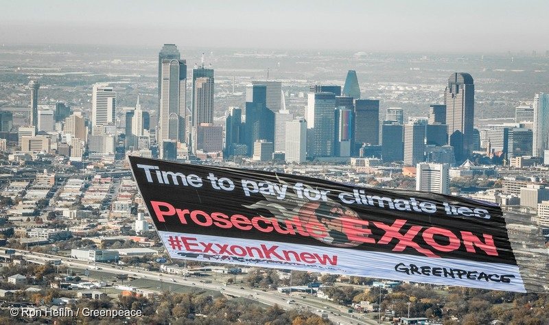 Exxon Knew Banner in Dallas