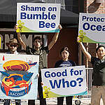 Greenpeace USA tells Bumble Bee to end Modern Slavery in its Supply Chain