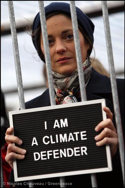 French Celebrities in Paris Support the 'Arctic 30'