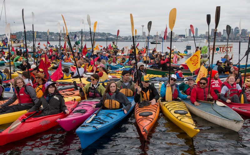 https://www.greenpeace.org/usa/wp-content/uploads/2015/07/seattle-kayaktivists.jpg
