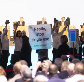 Greenpeace Switzerland activists confront Nestlé with its single-use plastic found polluting the world’s oceans at the company's Annual General Meeting today. Greenpeace is demanding that Nestlé end its reliance on single-use plastic, and invest immediately in alternative delivery systems based on refill and reuse.