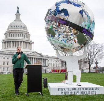 Ahead of the fourth round of negotiations on a Global Plastics Treaty, Greenpeace unveiled a new monument dedicated to the Biden administration and its potential plastic legacy.